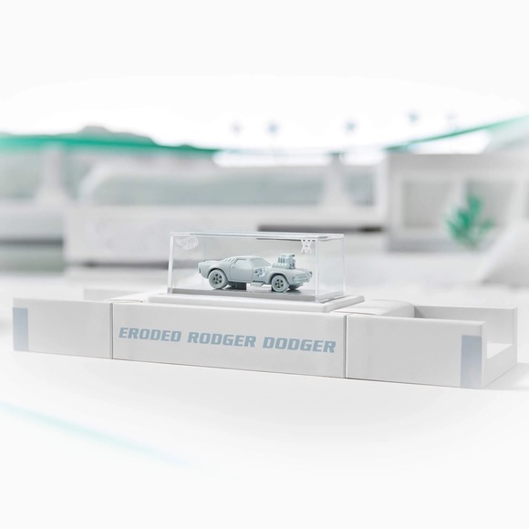 Hot Wheels x Daniel Arsham Eroded Rodger Dodger (NEW IN BOX) - Picture 4 of 8